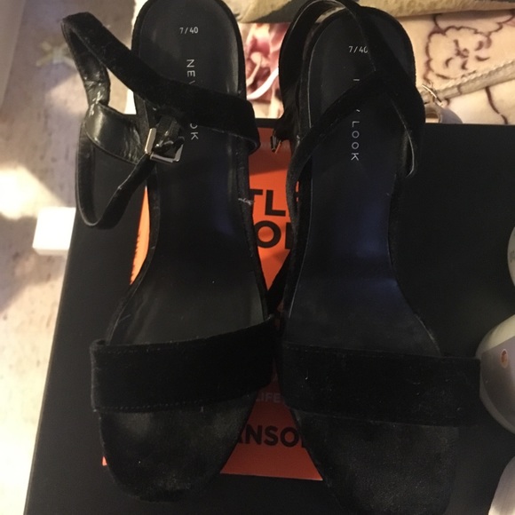 Heels - Picture 2 of 2